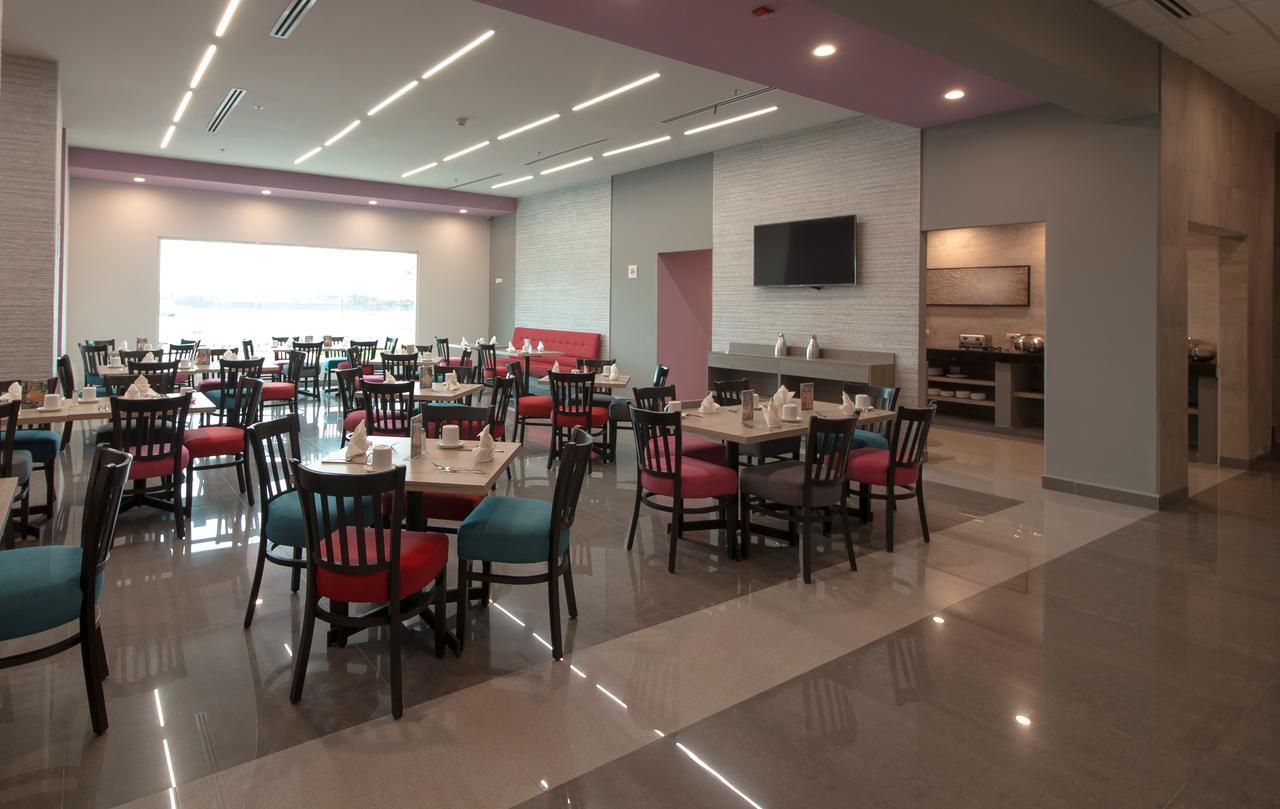Chn Hotel Monterrey Aeropuerto, Trademark By Wyndham Apodaca Exterior photo